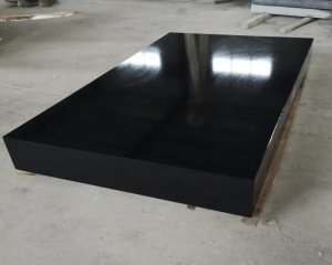 大理石工作臺(tái)使用的要求有哪些與的特性優(yōu)點(diǎn)